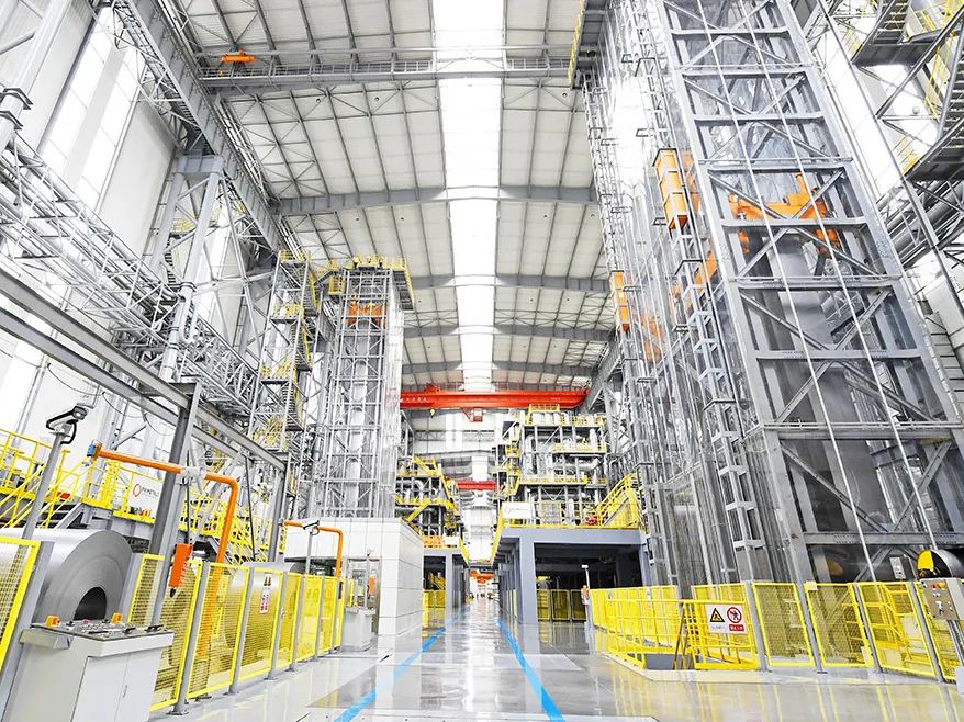 河鋼集團(tuán)三家單位榮獲工信部首批卓越級智能工廠認(rèn)定，樹立行業(yè)智能制造新標(biāo)桿